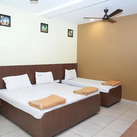 Sri Krishnan Residency Hotel Pollāchi Exterior photo