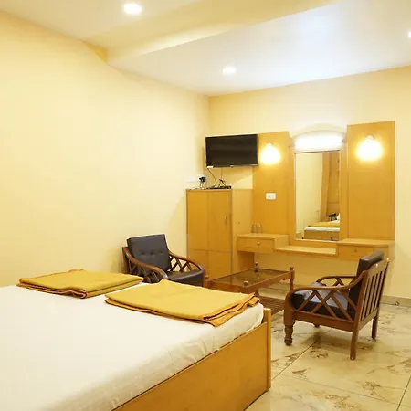 Sri Krishnan Residency Hotel Pollāchi Exterior photo