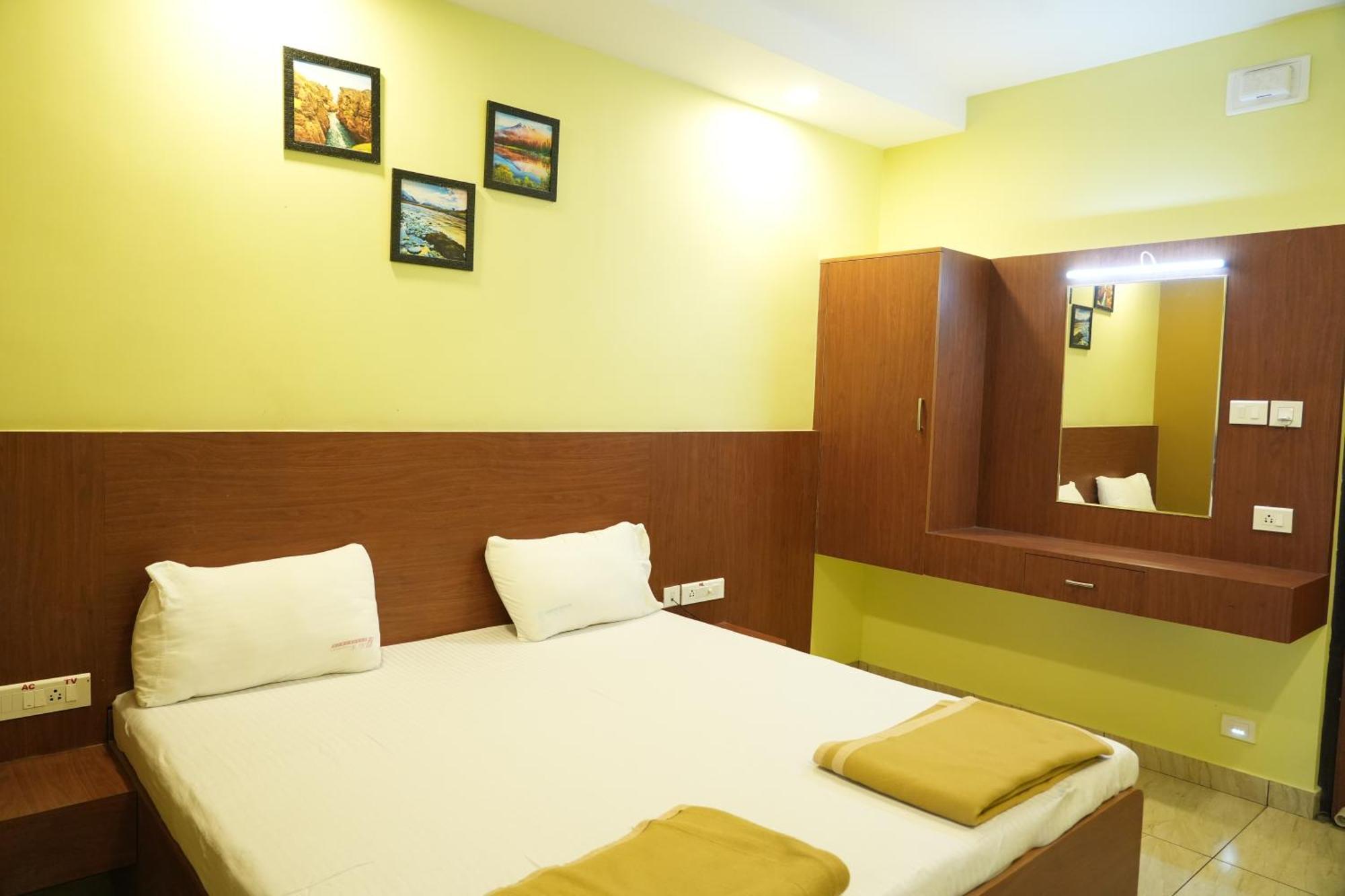 Sri Krishnan Residency Hotel