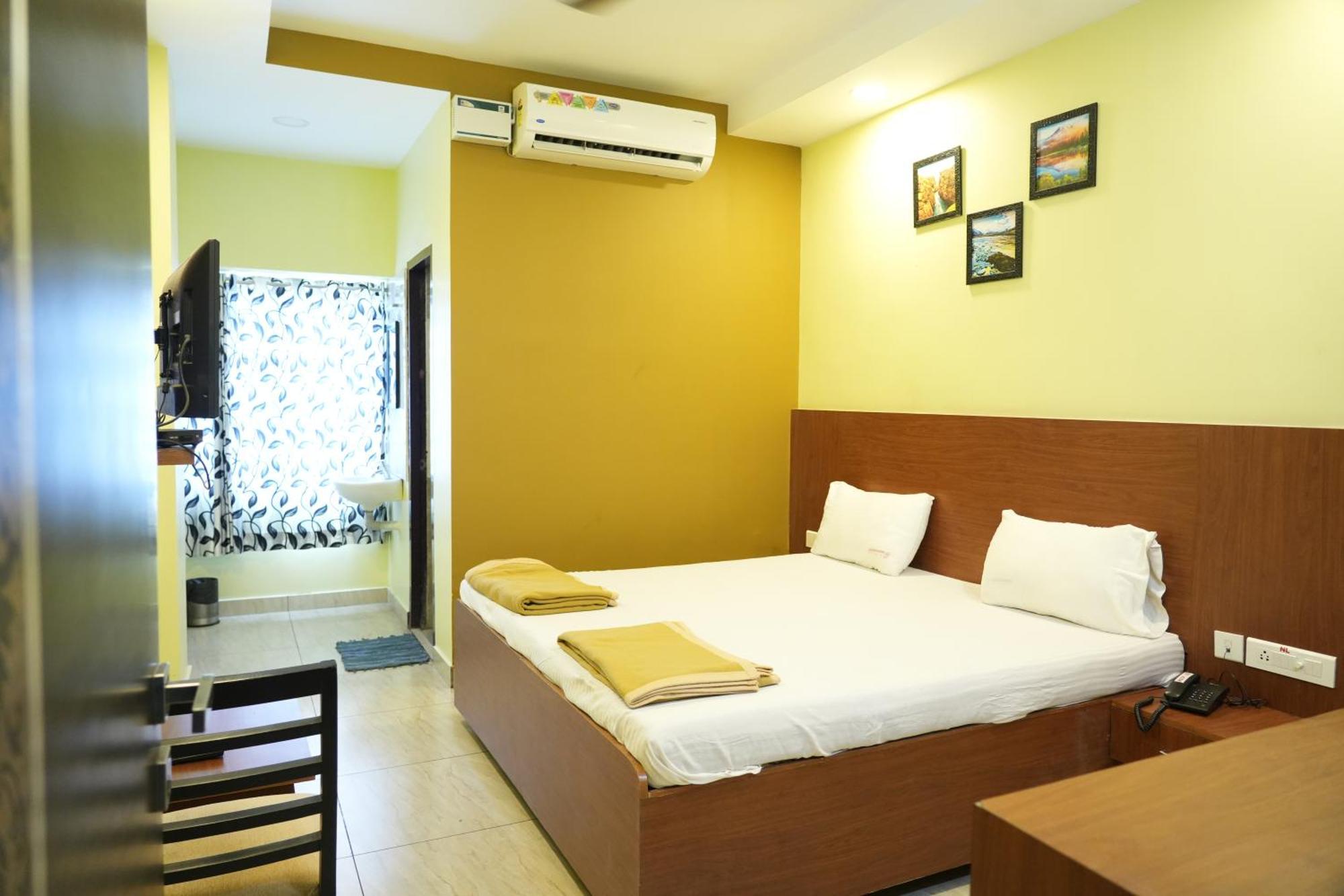 Hotel Sri Krishnan Residency Pollachi