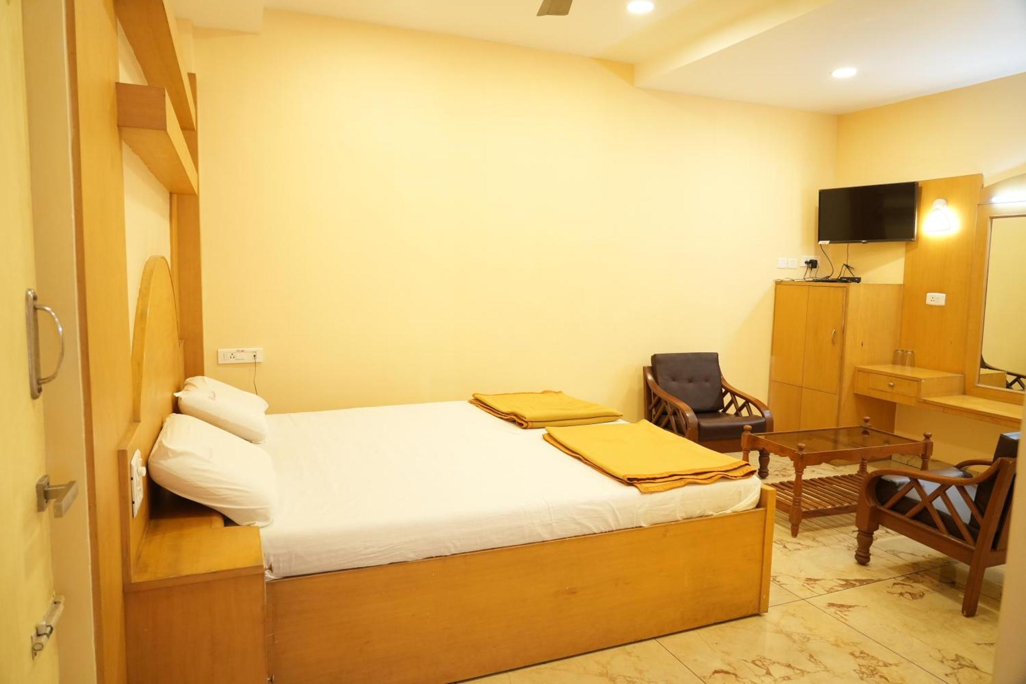 Sri Krishnan Residency Hotel